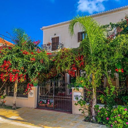 Ulysses Hotel Methoni  Extérieur photo
